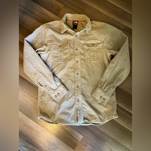 Men’s Northface Corduroy Flannel Utility Button Up Shirt - Picture 1 of 9